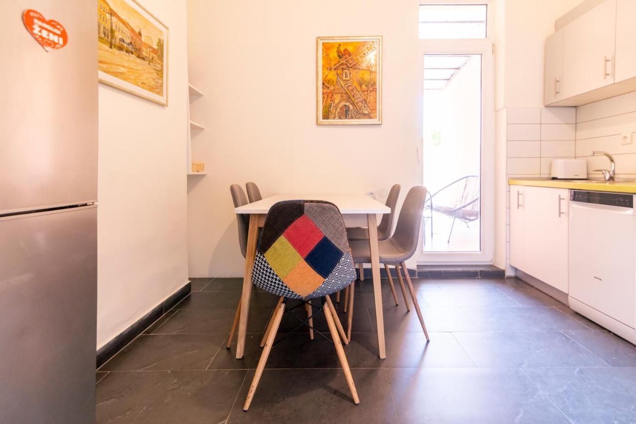 Jevrejska - Central Apartment With Free Parking Újvidék Kültér fotó